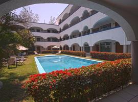 Hotel Arcos Aeropuerto，位于埃里博托·哈拉将军机场 - VER附近的酒店