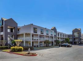 Quality Inn Duluth - Atlanta Northeast，位于德卢斯的酒店