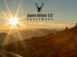 Alpine Deluxe 2.0，位于赖沙的带停车场的酒店
