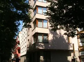 拉真丝凯公园酒店