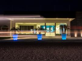 Hotel Aqua Spa & Resort，位于Martínez de La Torre的酒店