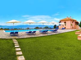 卡拉挪拉全景公寓式酒店，位于卡拉内拉的海滩短租房