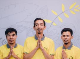 AUR KUNING HOSTEL SYARIAH Bukittinggi，位于武吉丁宜的酒店