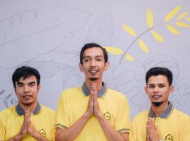 AUR KUNING HOSTEL SYARIAH Bukittinggi，位于武吉丁宜的青旅