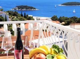 Stella Maris - Penthouse, Hvar，位于赫瓦尔的酒店