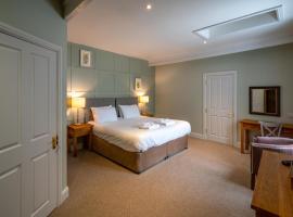 金斯阿姆斯酒店，位于梅尔克舍姆的酒店