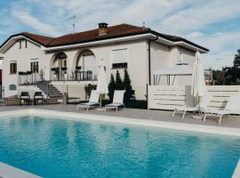 Agriturismo RiDaRoca，位于San Damiano dʼAsti的酒店