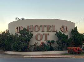 OT酒店，位于特雷斯拉瓜斯的酒店