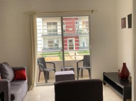 Like Home Apartment !!! 2 bedrooms full apartment，位于La Ureña的自助式住宿