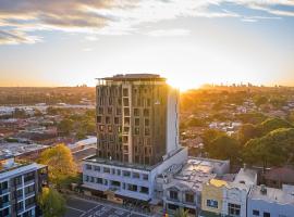 Crowne Plaza Sydney Burwood by IHG，位于悉尼的酒店
