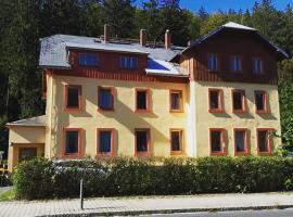 Haus Stefanie Elvire，位于库罗阿尔滕堡Kipsdorf Ski Lift附近的酒店