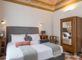 1940 Luxury Accommodations by Wonderful Italy，位于奥斯图尼的酒店