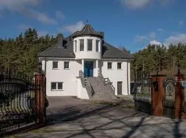 Villa Eryka
