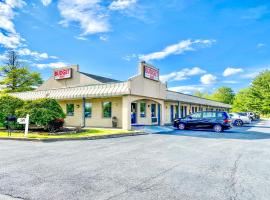 Budget Inn New Cumberland-Harrisburg-Hershey-York，位于新坎伯兰的汽车旅馆