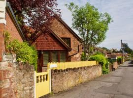 Minehead mews cottage，位于曼海德的酒店