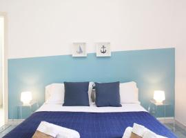BeachSide Rooms & Suites，位于圣维托罗卡波的自助式住宿