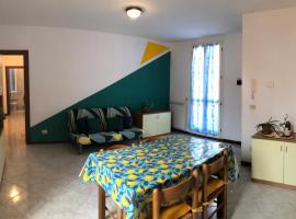 Appartamenti a due passi dal mare，位于斯波托尔诺的酒店