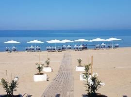 Aura Club Costa Fenicia Residence，位于斯哥利提的酒店