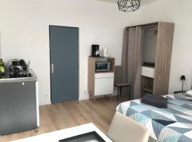 Appartements du Vally - Guingamp，位于甘冈的酒店