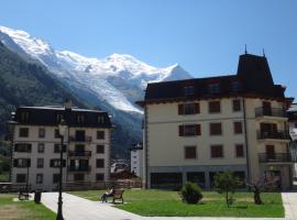 4-star apartments in Chamonix centre with free private parking，位于夏蒙尼-勃朗峰的滑雪度假村