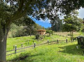 Un refugio en las montañas de Tabio，位于塔比奥的酒店