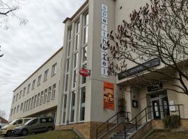 SPORTHOTEL Milevsko，位于Milevsko的酒店