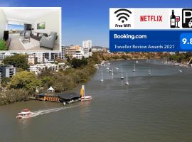 Amazing River View - 3 Bedroom Apartment - Brisbane CBD - Netflix - Fast Wifi - Carpark，位于布里斯班圣约翰圣公会大教堂附近的酒店