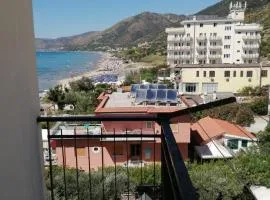 Acciaroli Blue Flag, free parking place, beach front