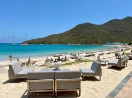 Le Domaine Anse Marcel Beach Resort