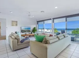 Expansive Ocean Views, Sunrise Beach