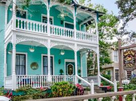 Peace & Plenty Inn Bed and Breakfast Downtown St Augustine-Adults Only，位于圣奥古斯丁的酒店