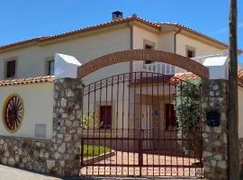 Casa Pedraza CON PISCINA PRIVADA