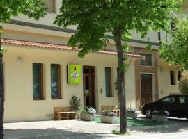 Hotel Piceno，位于里帕特兰索内的酒店