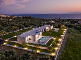 Merelia Luxury Villas - Halkidiki，位于尼亚·蒙达尼亚的酒店