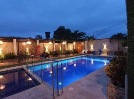 Hotel Malibu，位于San Juan Nepomuceno的酒店