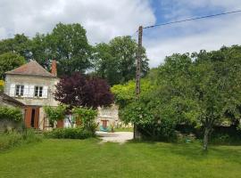 Gite de La Pivarderie，位于Sénillé的酒店