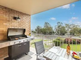 Teramby Court 10 in Nelson Bay CBD with water views and WI-FI