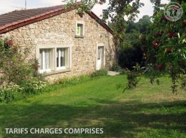 Gîte Saint-Didier-sur-Rochefort, 3 pièces, 4 personnes - FR-1-496-12，位于Saint-Didier-sur-Rochefort的度假屋