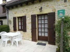 Maison au cœur de La Roche avec Wifi et jardin à 3 km de Cénac - FR-1-616-60