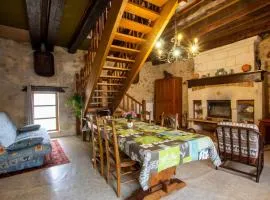Maison à la campagne avec 2 chambres, Wifi, parking, animaux acceptés - FR-1-616-117