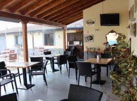 Hostal avellaneda，位于莱昂的酒店