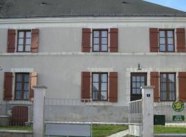 Maison rustique avec salle de jeux, jardin, 5 chambres près du Zoo de Beauval - FR-1-591-34，位于Gehée的酒店