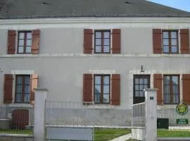 Maison rustique avec salle de jeux, jardin, 5 chambres près du Zoo de Beauval - FR-1-591-34