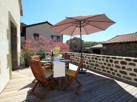 Maison de charme à Polignac: terrasse ensoleillée, randonnées, proche Puy-en-Velay - FR-1-582-58