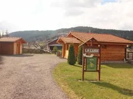 Chalet romantique avec terrasse, confort moderne, proche activités nature et ski à Cornimont - FR-1-589-41