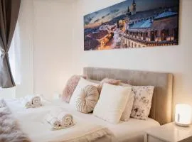 Heart of Pécs apartman free parking