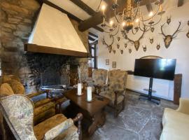 Denkmal Posthalterhof von Thurn und Taxis erbaut, 246 qm, mit Sauna，位于布兰肯海姆的酒店