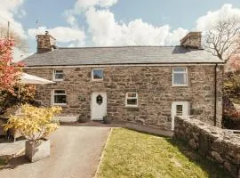 Cefn Uchaf Cottage