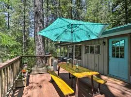 Loch Lomond Cabin with Hot Tub, Near Wineries!