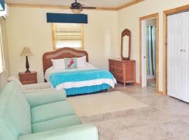 Exuma Beach Point，位于Rolleville的酒店